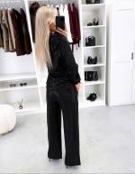 Melns Divdaļīgs Maigs Komplekts Ar Fliteriem