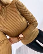 Hall Kuldsete Nööpidega Sviiter