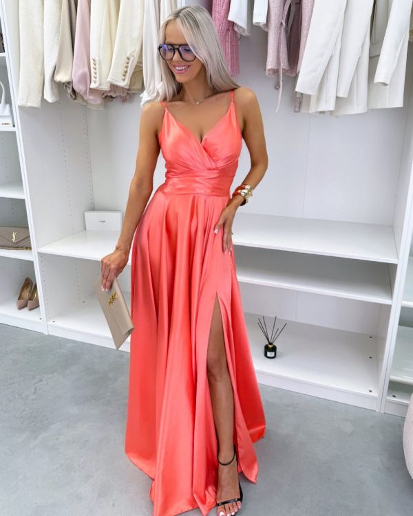 Roosa Lõhikuga Maksikleit