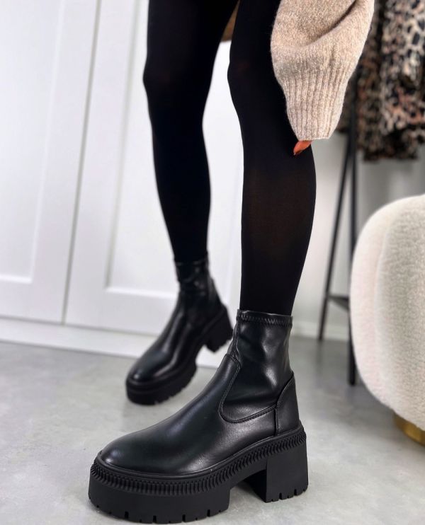 Black Thicker Sole Comfortable Ankle Boots