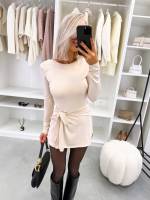 Must Venivast Kangast Mugav Jumpsuit