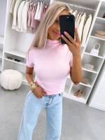 Beež Veniv Ja Pehme Pluus