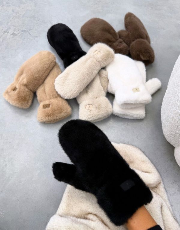 Черный Мягкие уютные перчатки