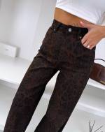 Pruun Sirgelõikelised Mustriga Teksad