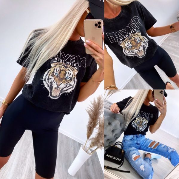 Black Tiger Oversized T-shirt