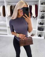 Valge Seest Pehme Kehasse Veniv Pluus