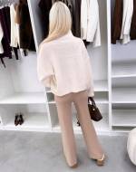 Бежевый Мягкий уютный свитер