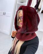 Must Kaelusega Müts