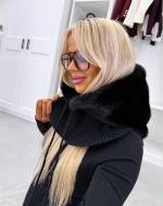 Must Kaelusega Müts