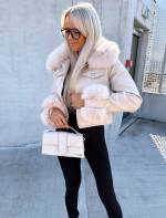 Bēša Jaka Ar Siltu Oderi